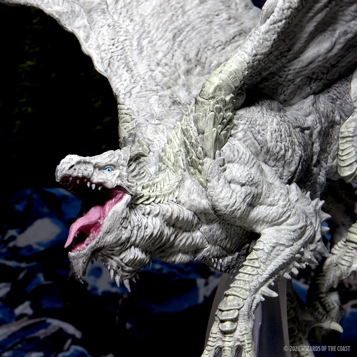 D&D Icons of the Realms: Adult White Dragon Premium Figure - Image 10