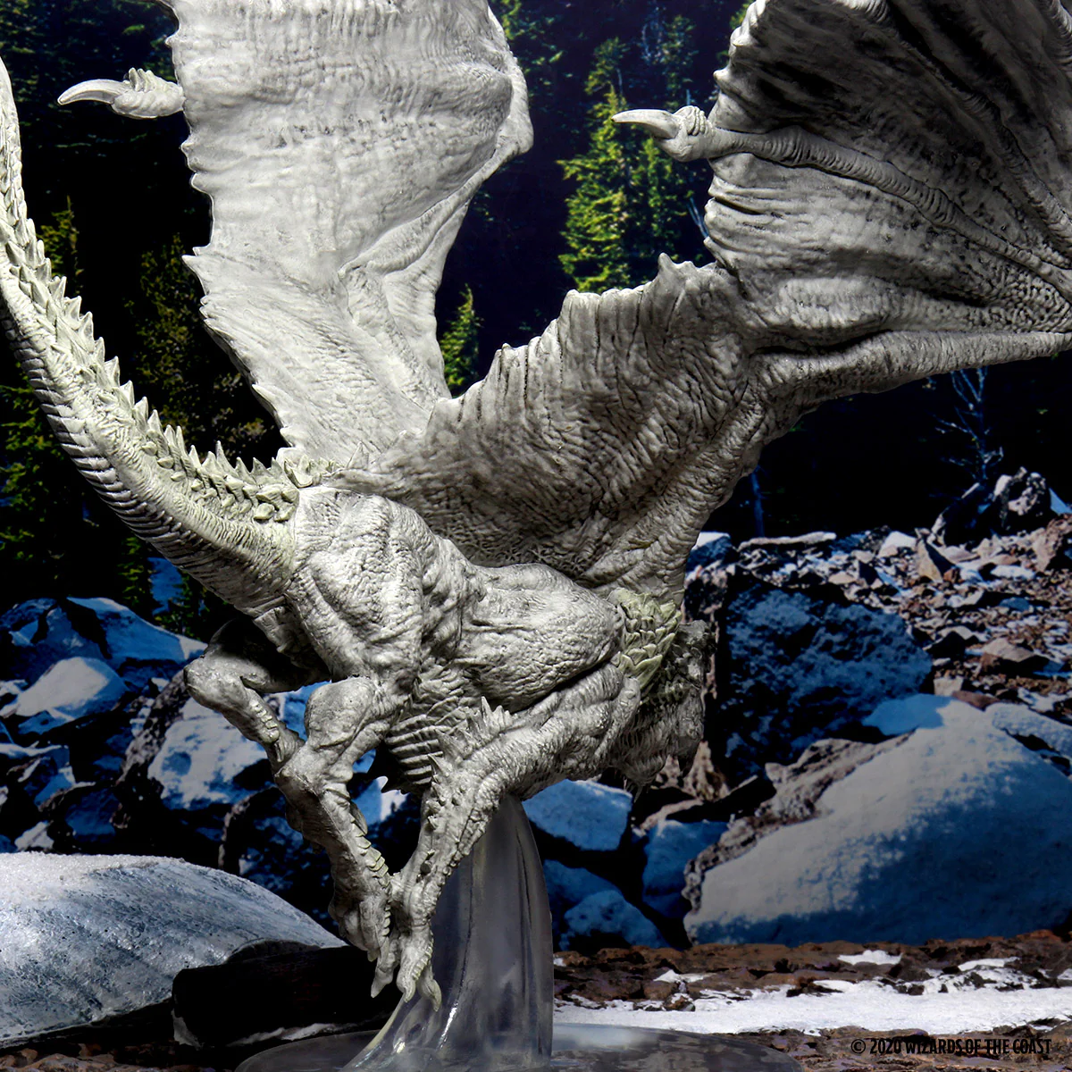 D&D Icons of the Realms: Adult White Dragon Premium Figure - Image 17
