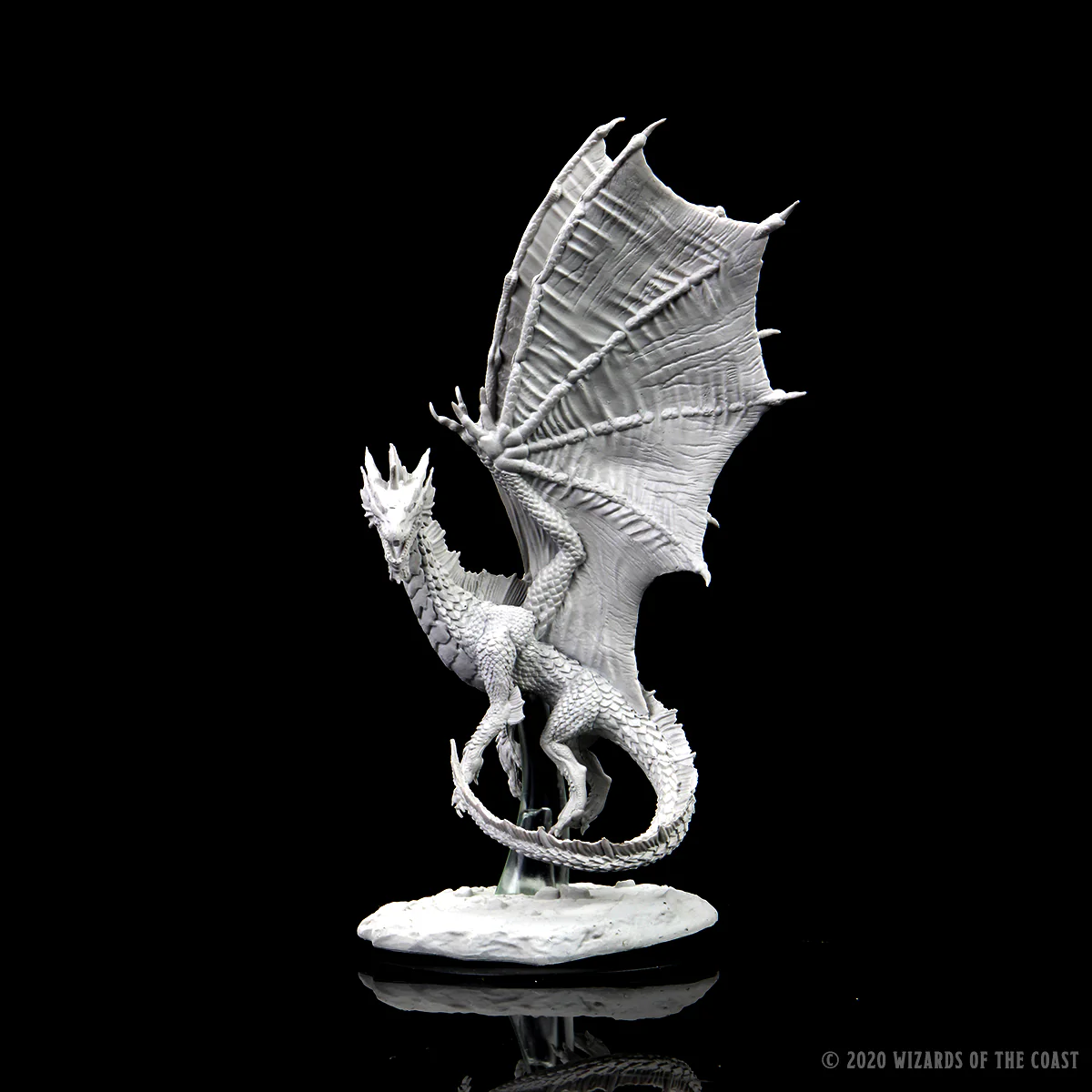 D&D Nolzur's Marvelous Miniatures: Young Silver Dragon - Image 4