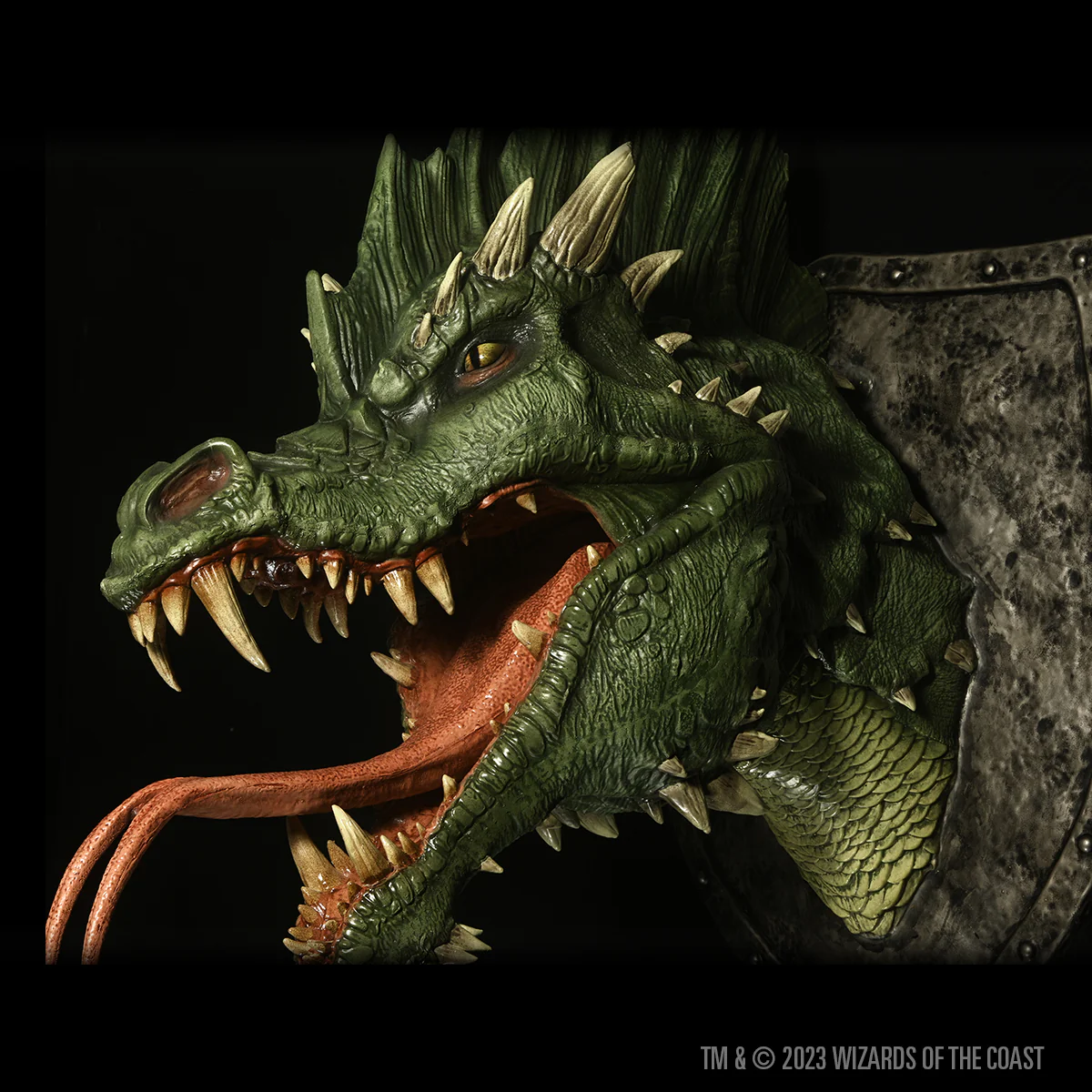 D&D Replicas of the Realms: Green Dragon Trophy Plaque - Image 13