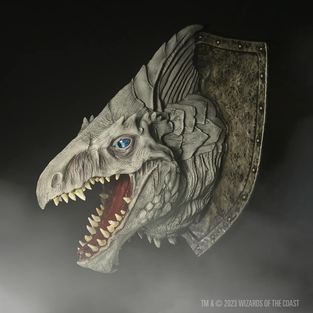 D&D Replicas of the Realms: White Dragon Trophy Plaque - Image 11