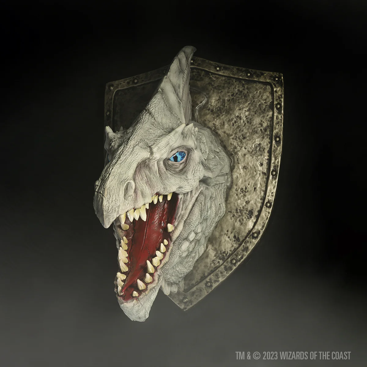 D&D Replicas of the Realms: White Dragon Trophy Plaque - Image 12