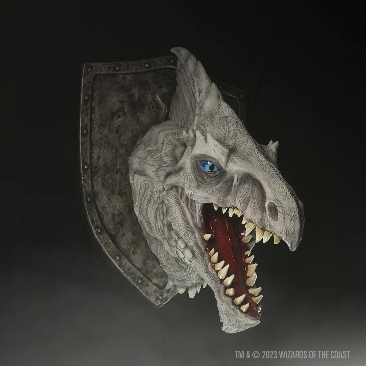 D&D Replicas of the Realms: White Dragon Trophy Plaque - Image 8