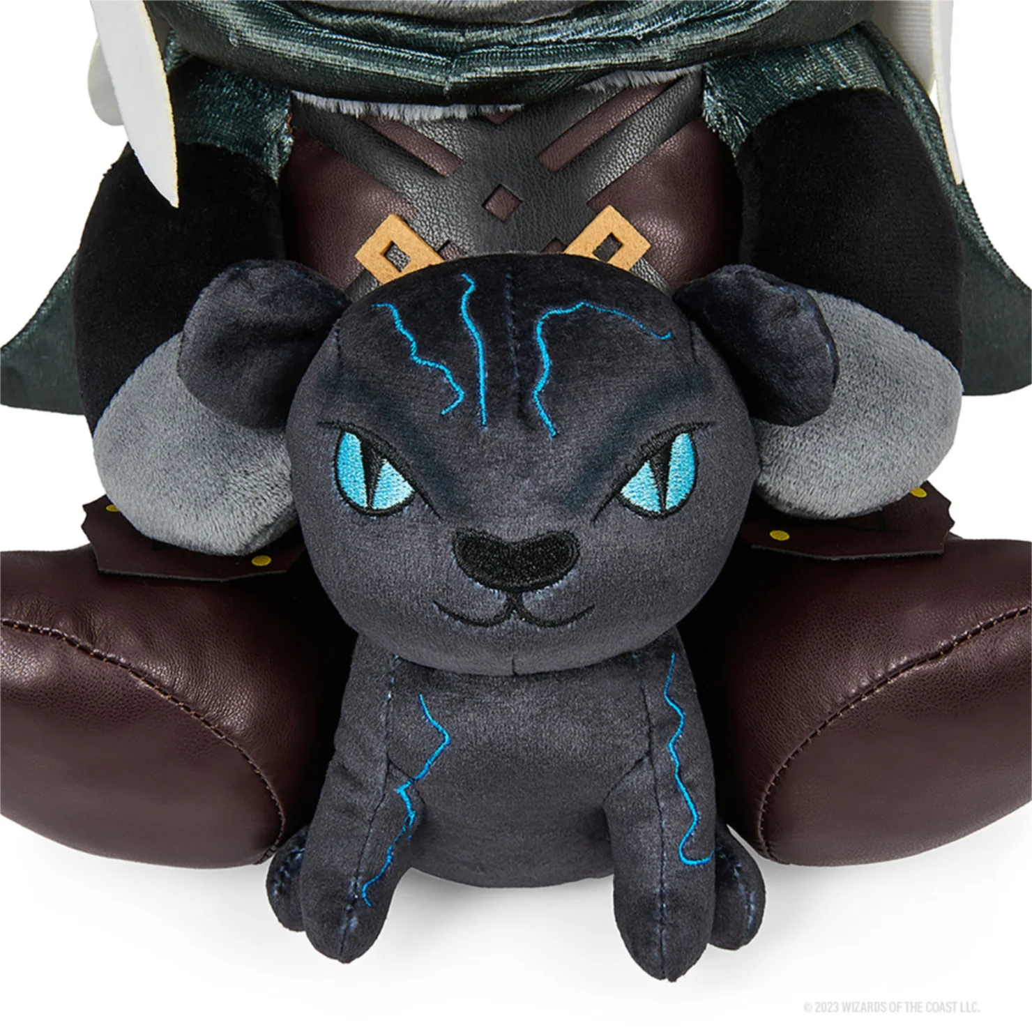 Dungeons & Dragons: Drizzt and Guenhwyvar 13" Plush by Kidrobot - Image 7