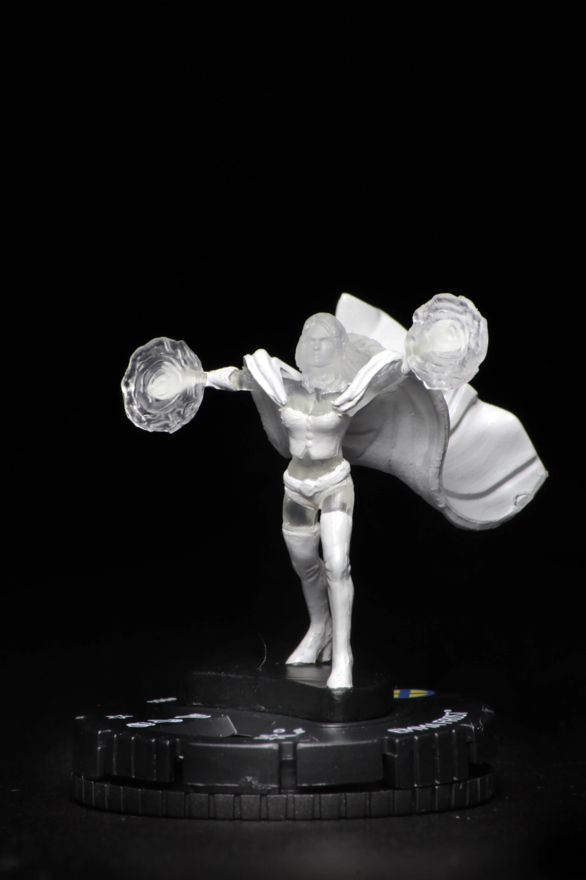 Marvel HeroClix Deep Cuts Unpainted Miniatures: Emma Frost - Image 4