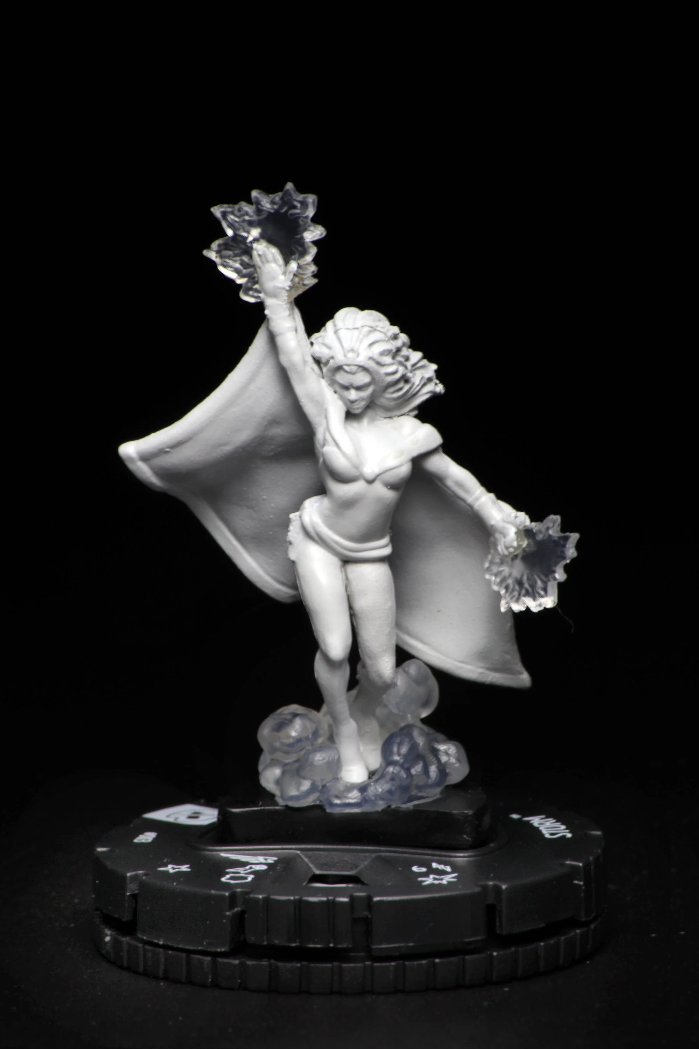 Marvel HeroClix Deep Cuts Unpainted Miniatures: Storm - Image 3