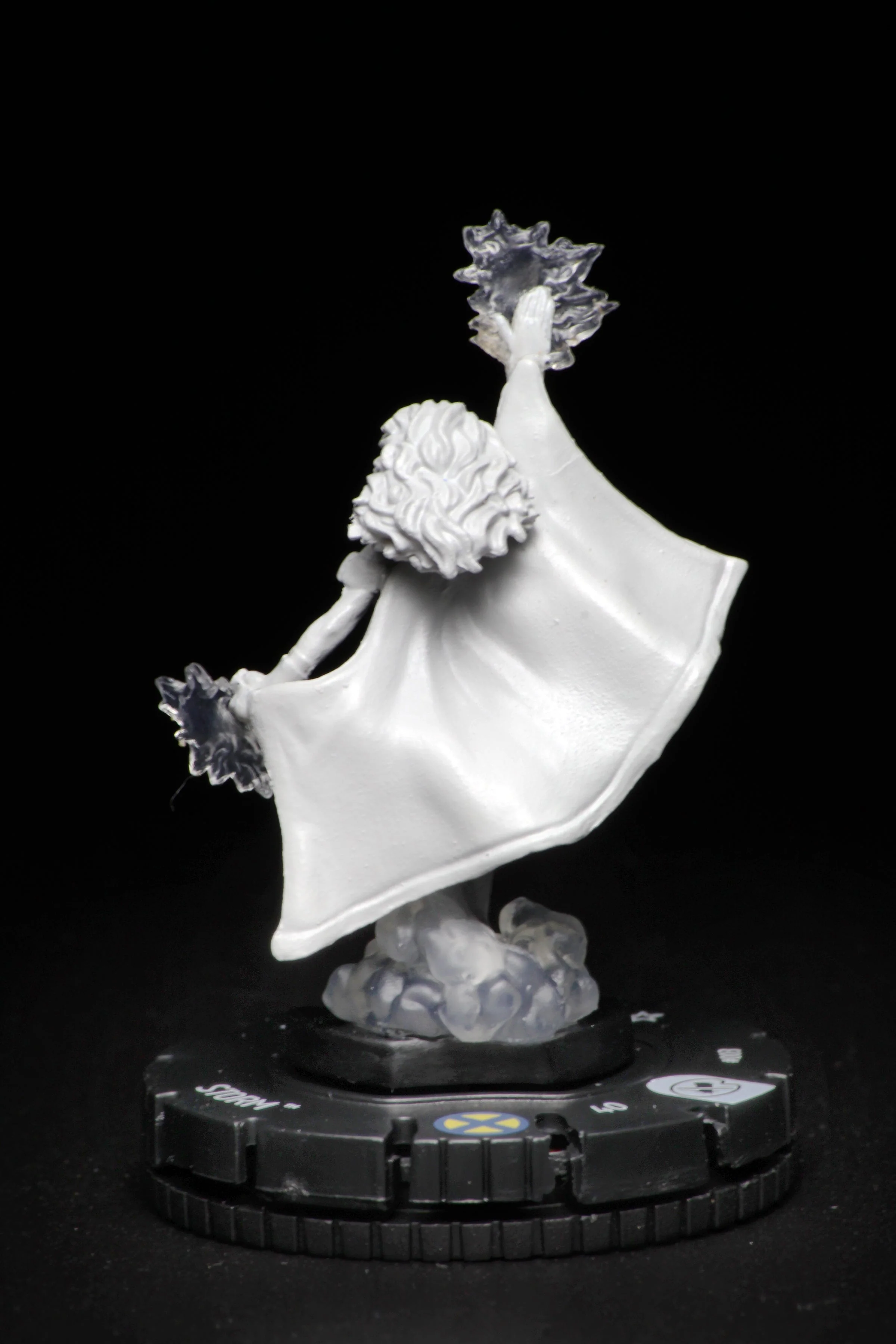 Marvel HeroClix Deep Cuts Unpainted Miniatures: Storm - Image 4