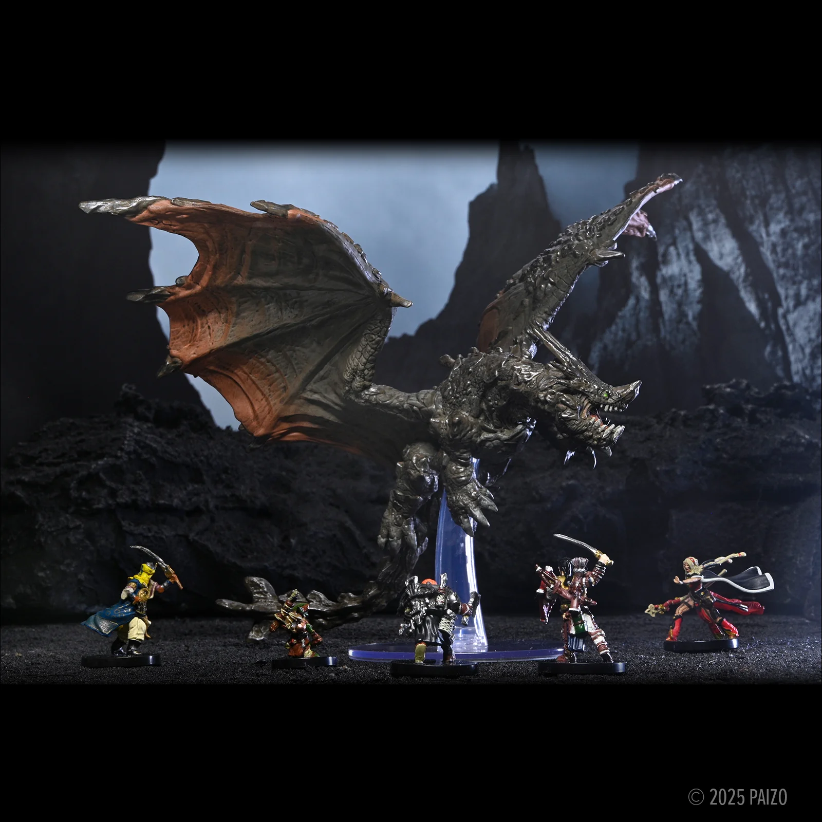 Pathfinder Battles: Adult Adamantine Dragon Boxed Miniature - Image 11