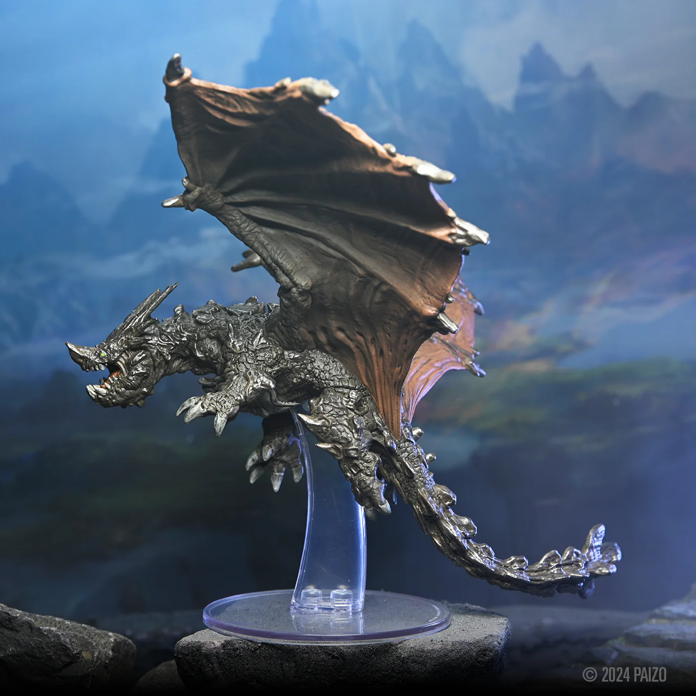 Pathfinder Battles: Adult Adamantine Dragon Boxed Miniature - Image 5