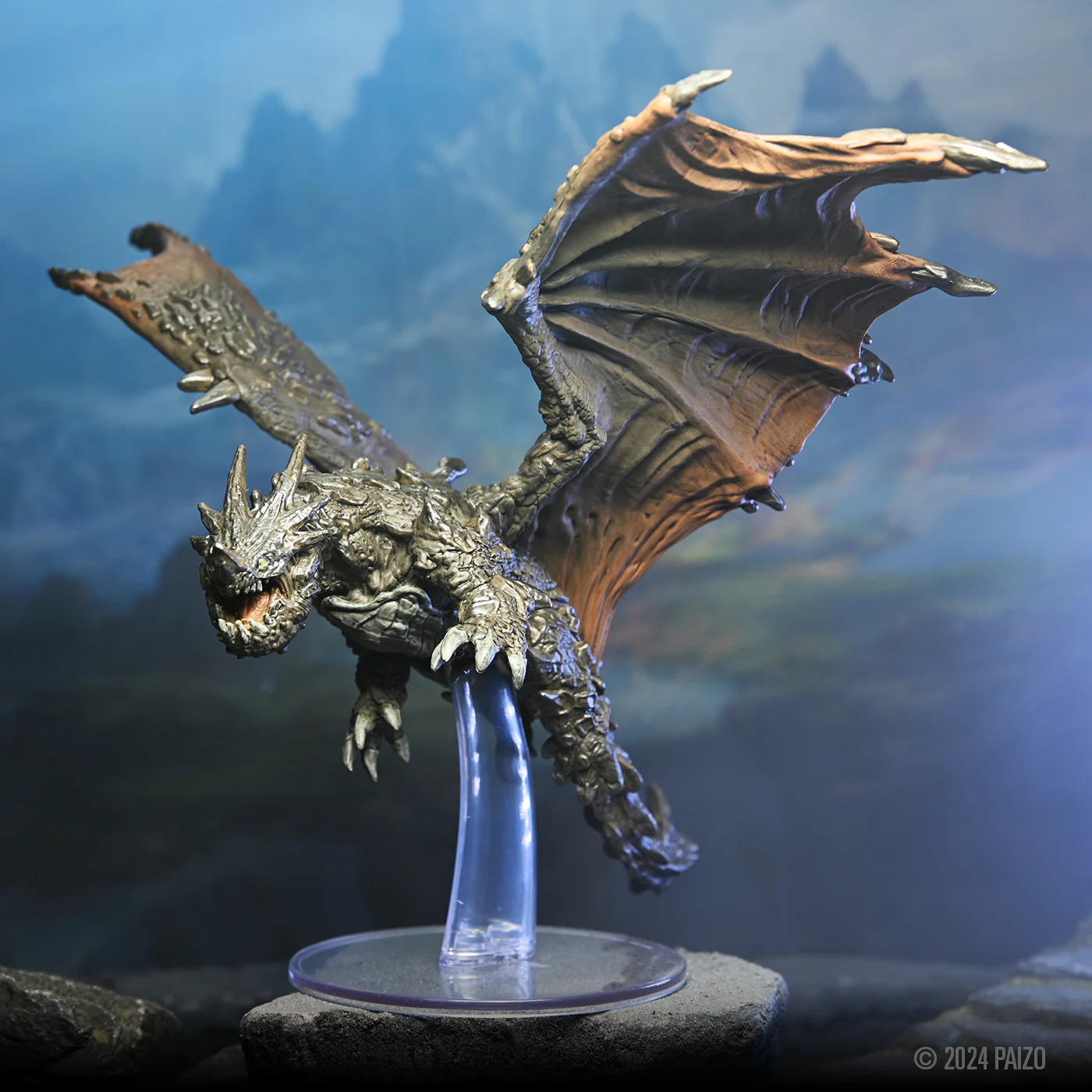 Pathfinder Battles: Adult Adamantine Dragon Boxed Miniature - Image 6