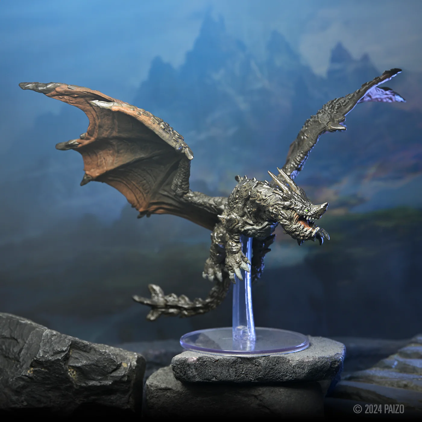 Pathfinder Battles: Adult Adamantine Dragon Boxed Miniature - Image 7
