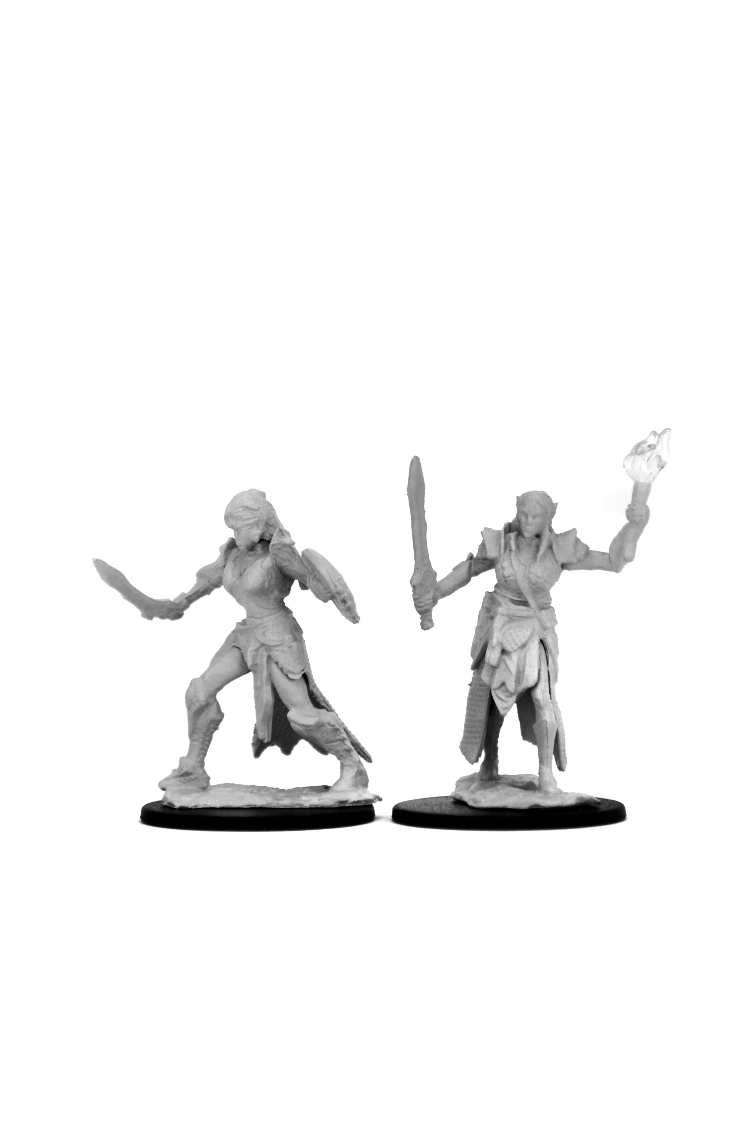 Pathfinder Battles Deep Cuts Unpainted Miniatures: Elf Female Fighter - Image 2