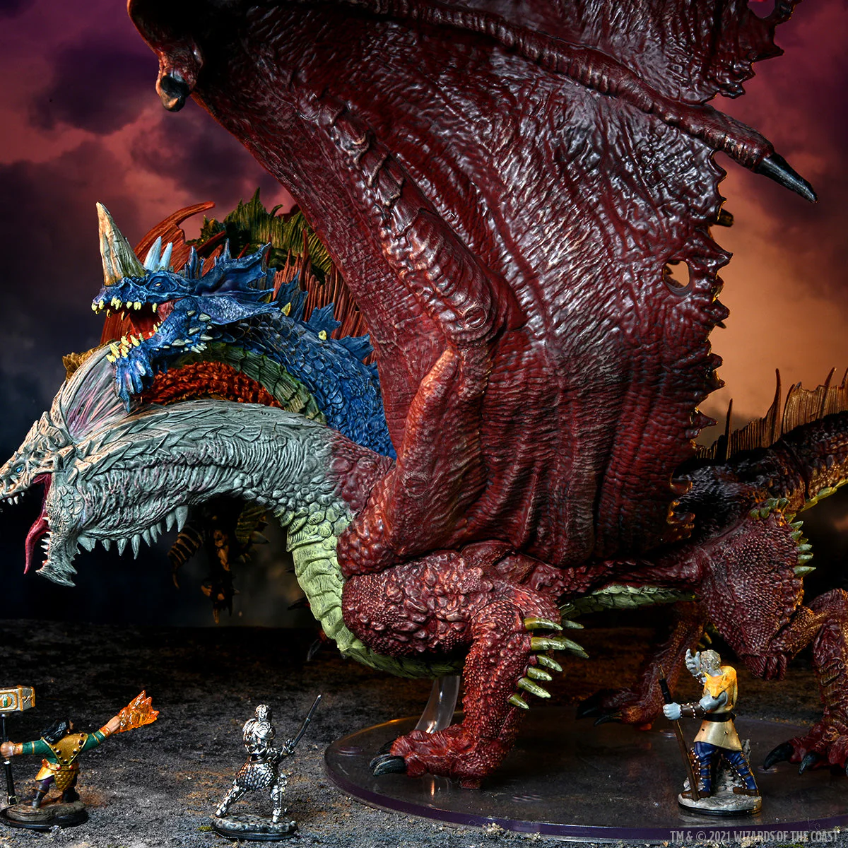 D&D Icons of the Realms Miniatures: Gargantuan Tiamat - Image 11