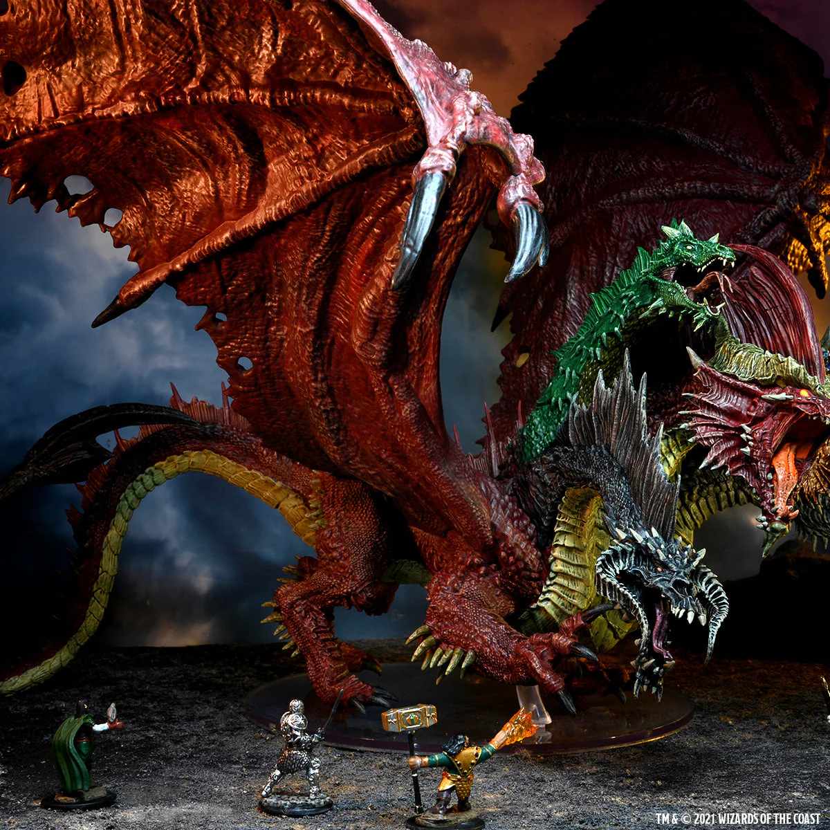 D&D Icons of the Realms Miniatures: Gargantuan Tiamat - Image 9