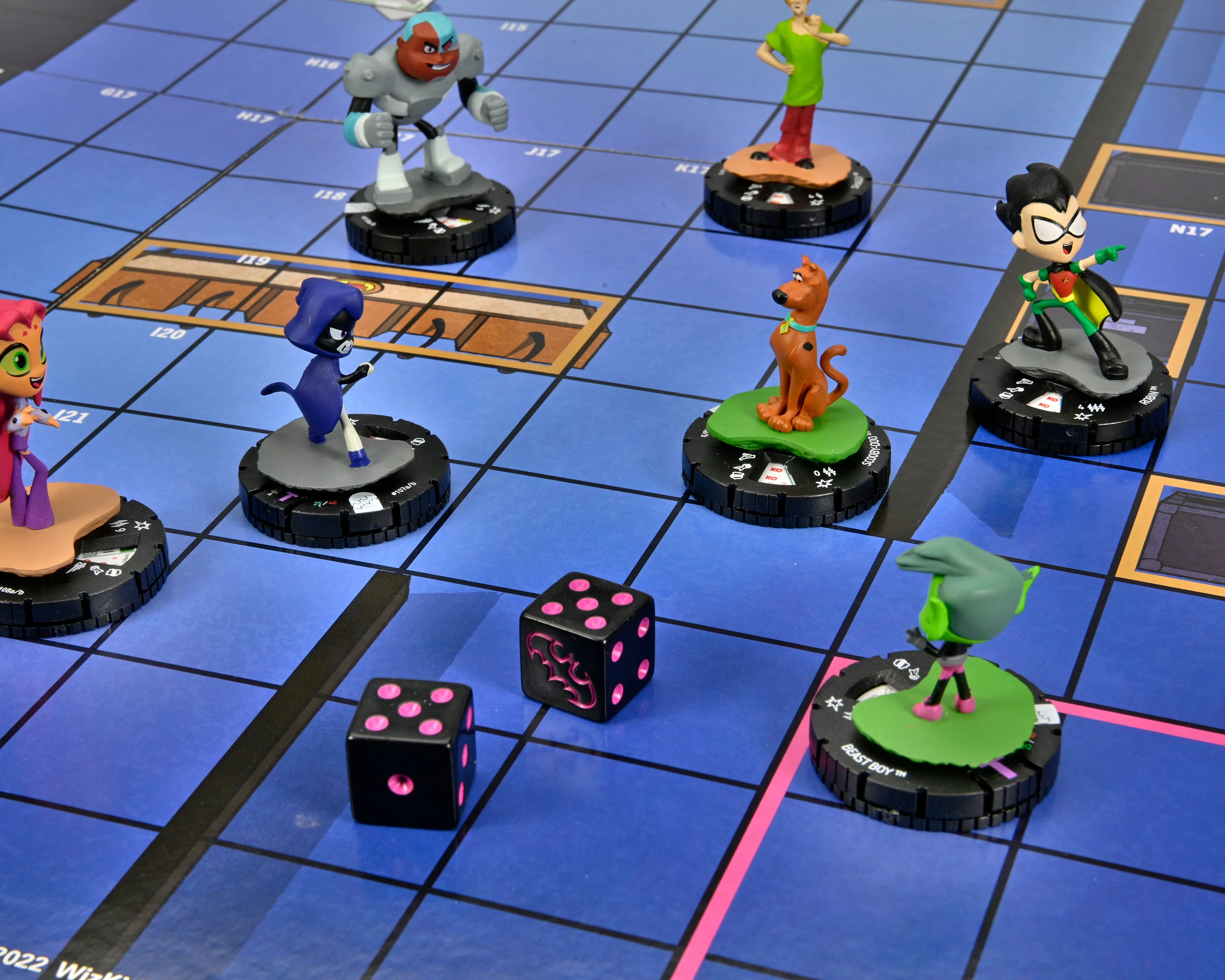 DC Comics HeroClix: Batman Team-Up Miniatures Game - Image 14