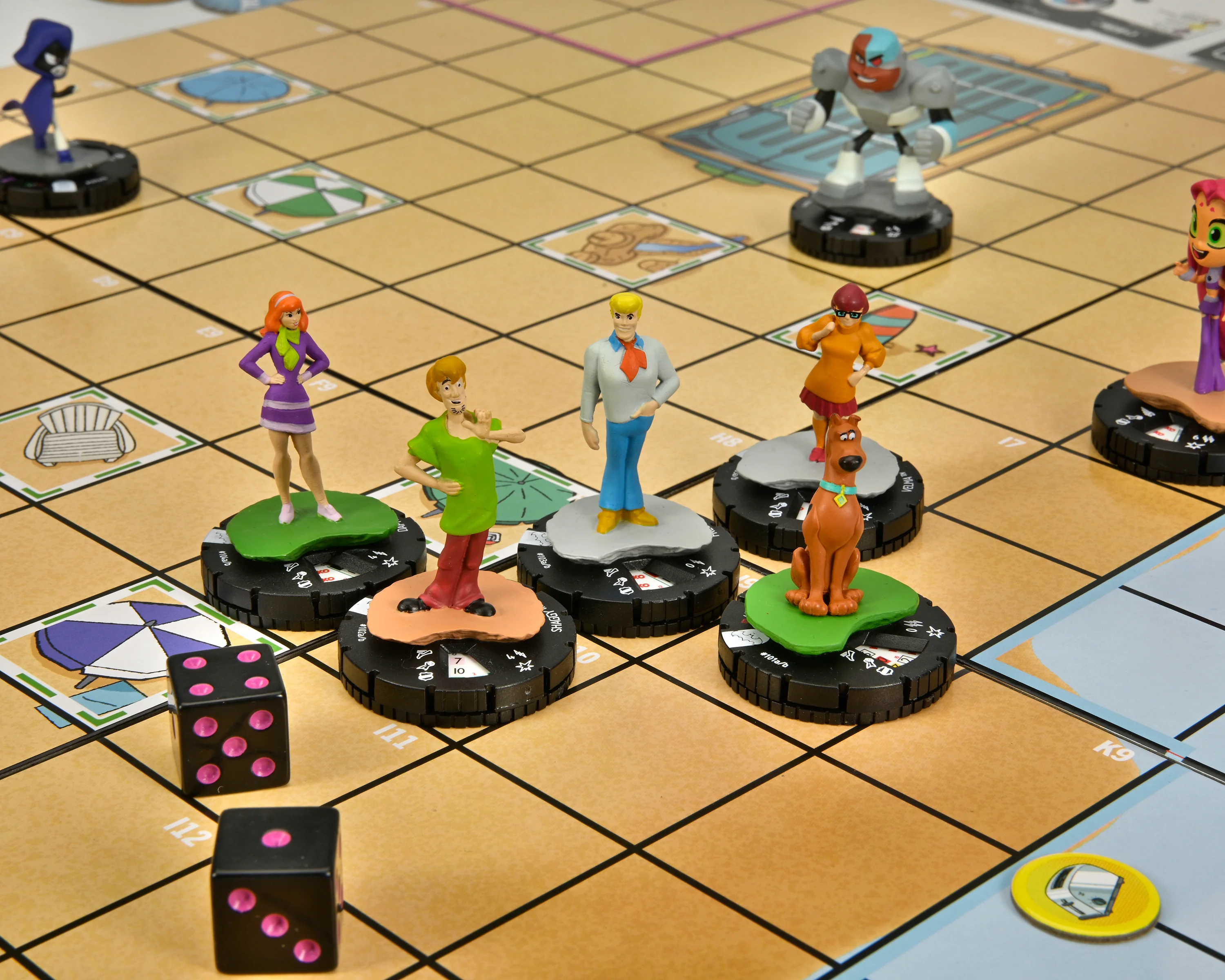 DC Comics HeroClix: Batman Team-Up Miniatures Game - Image 19
