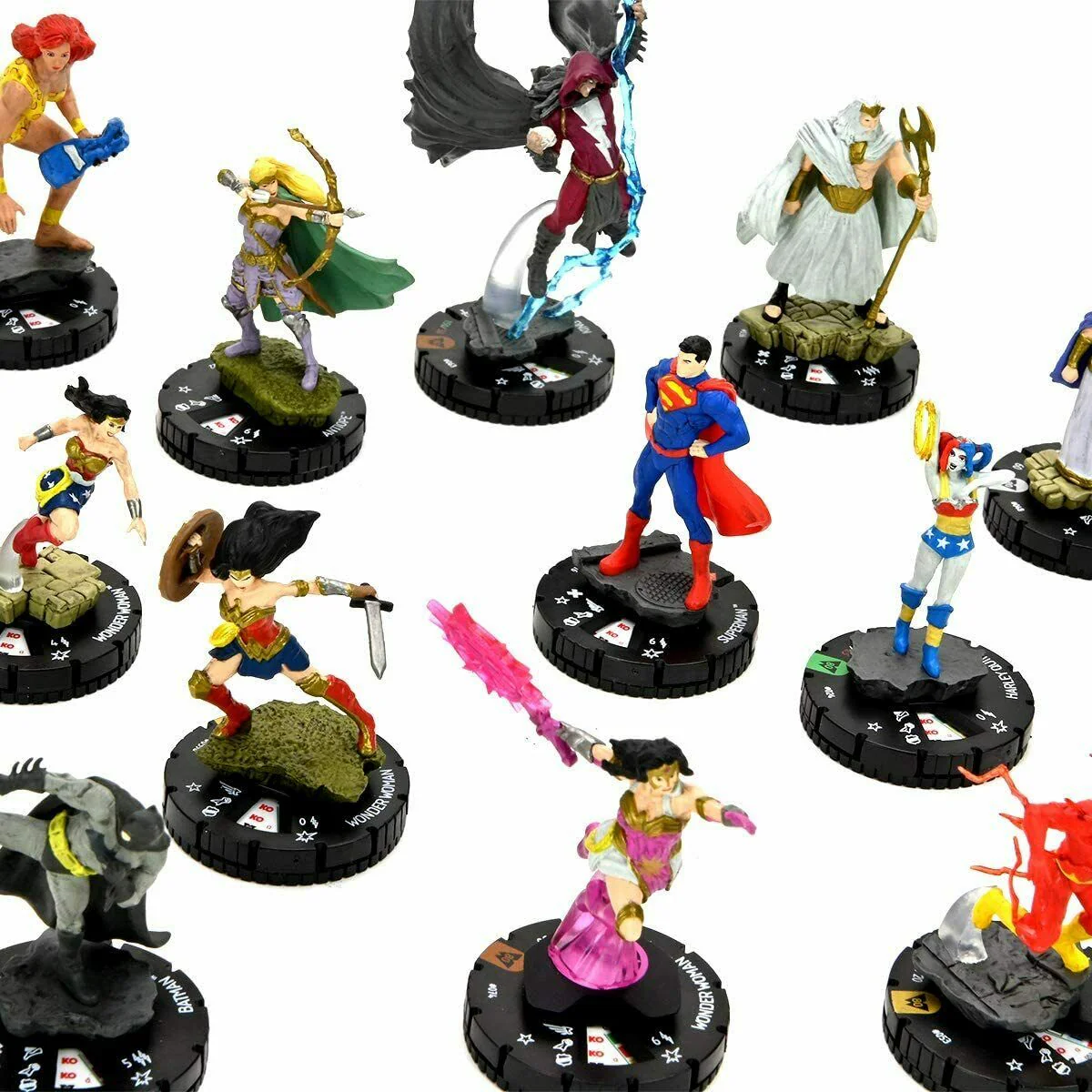 DC Comics HeroClix: Wonder Woman 80th Anniversary Brick - Image 9