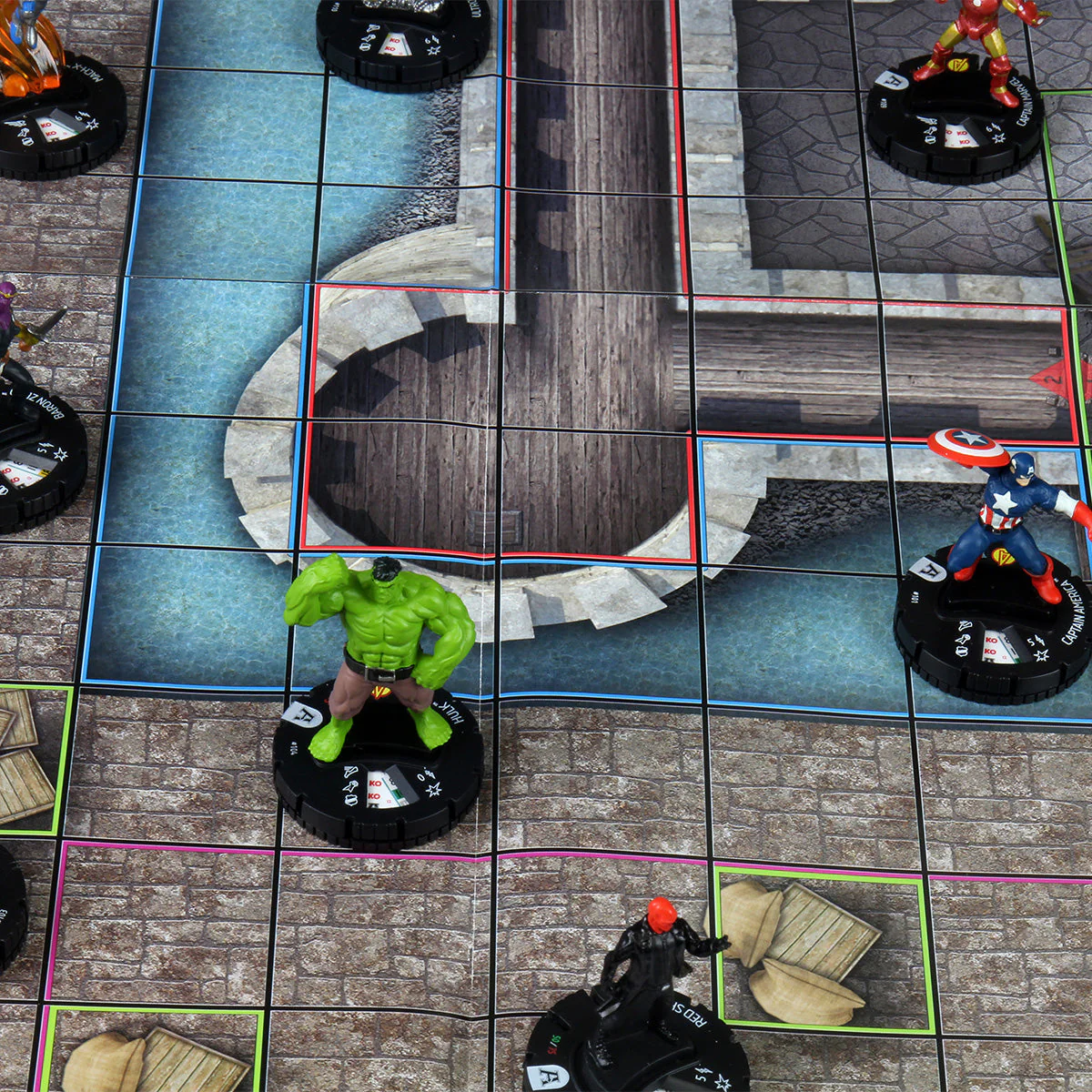 Marvel HeroClix Battlegrounds: Avengers vs Masters of Evil - Image 12