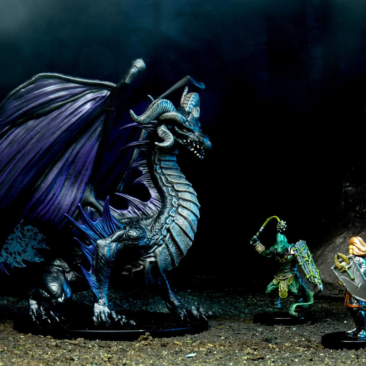 Pathfinder Battles: City of Lost Omens – Adult Red & Black Dragons Premium Set - Image 9