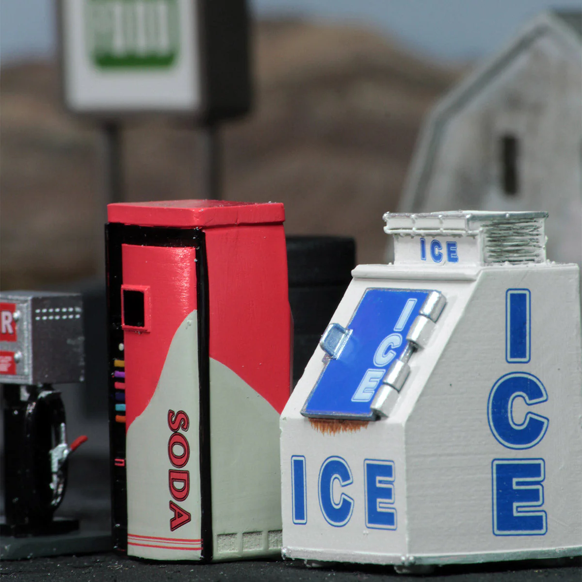 WizKids 4D Settings: Gas Station - Image 4