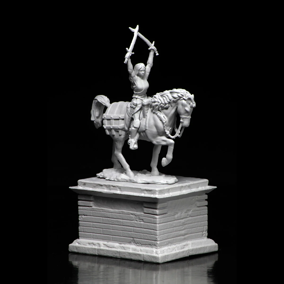 WizKids Deep Cuts: Heroic Statue
